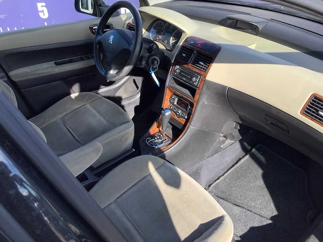 2002 - peugeot - 307 - 1.6-16v xt - personenauto - afbeelding 9 van  13