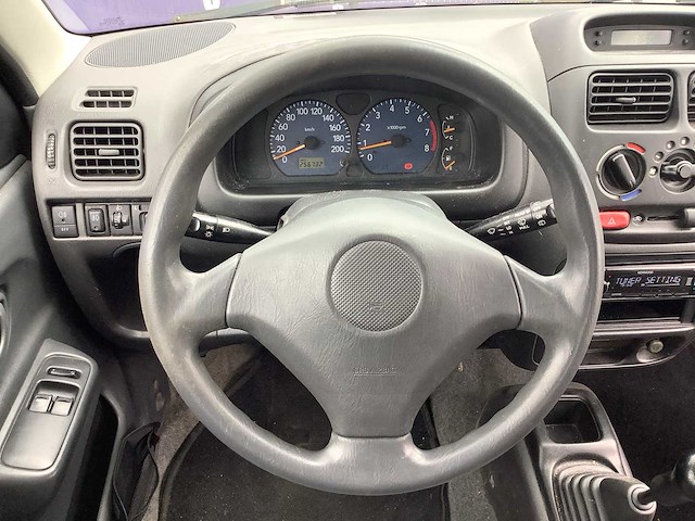 2002 - suzuki - ignis - 1.3-16v gs - personenauto - afbeelding 12 van  12