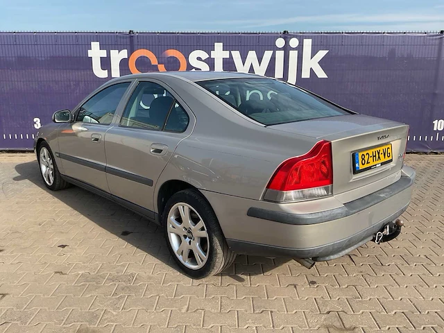 2002 - volvo - s60 - 2.4 - personenauto - afbeelding 7 van  13
