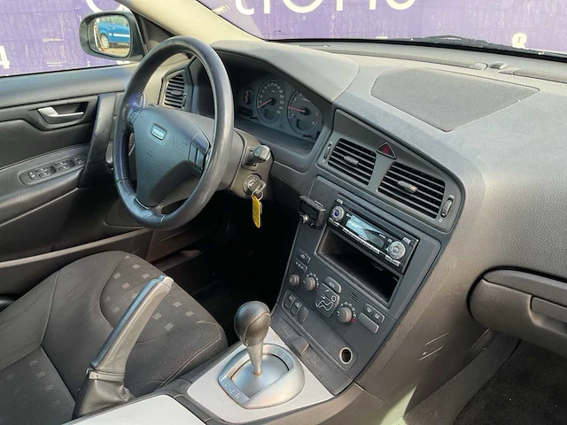 2002 - volvo - s60 - 2.4 - personenauto - afbeelding 11 van  13