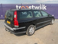 2002 - volvo - v70 - 2.4 - personenauto - afbeelding 8 van  13