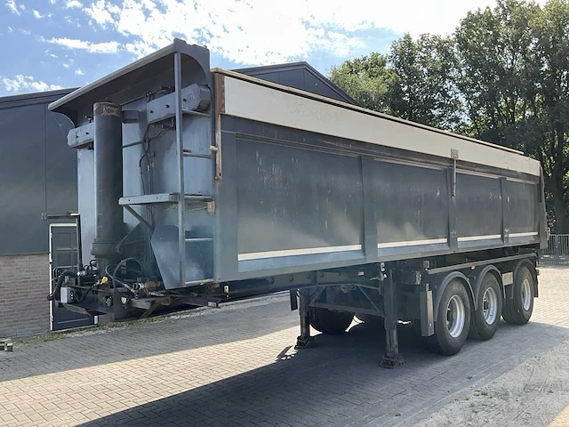 2002 a.j.k. op 16-28/22.5 har-dox 28m³ asfalt kipper - afbeelding 1 van  49