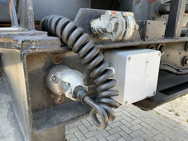 2002 a.j.k. op 16-28/22.5 har-dox 28m³ asfalt kipper - afbeelding 33 van  49