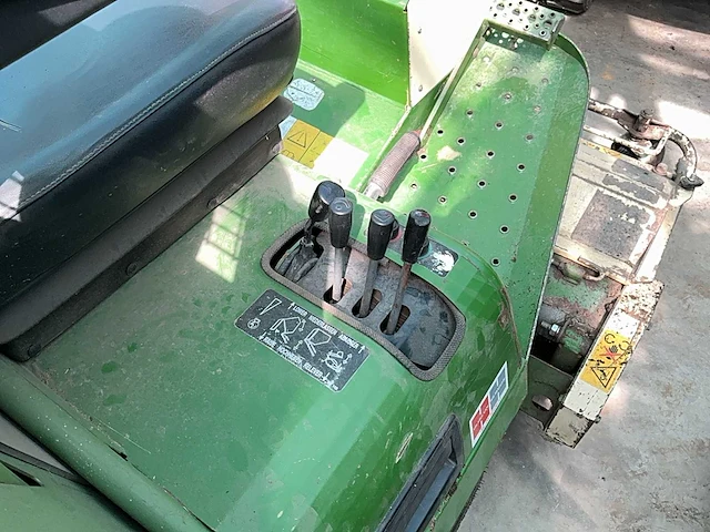 2002 amazone ph 125 zitmaaier - afbeelding 14 van  16