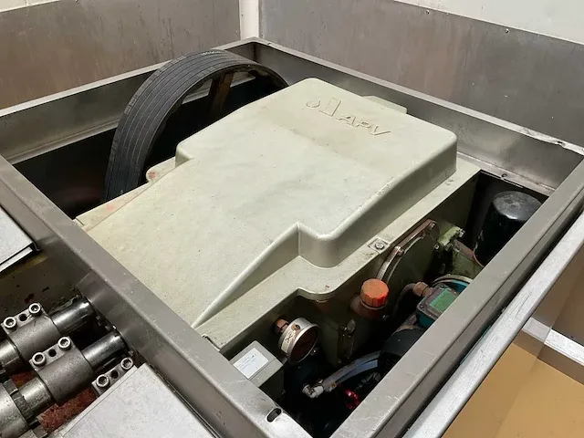 2002 apv r 50.66 zuivel hogedruk homogenisator - afbeelding 10 van  12