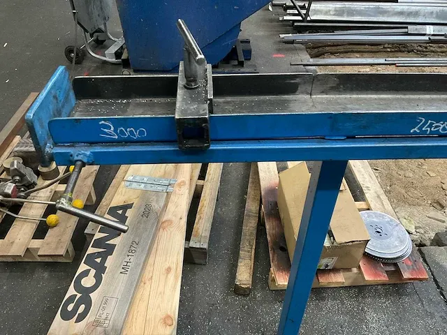 2002 bewo cpo 250 lt afkortcirkelzaagmachine - afbeelding 7 van  8
