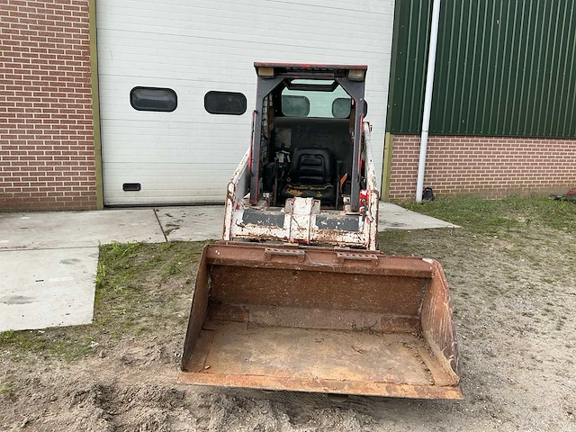 2002 bobcat 553 skid steer loader - afbeelding 12 van  33