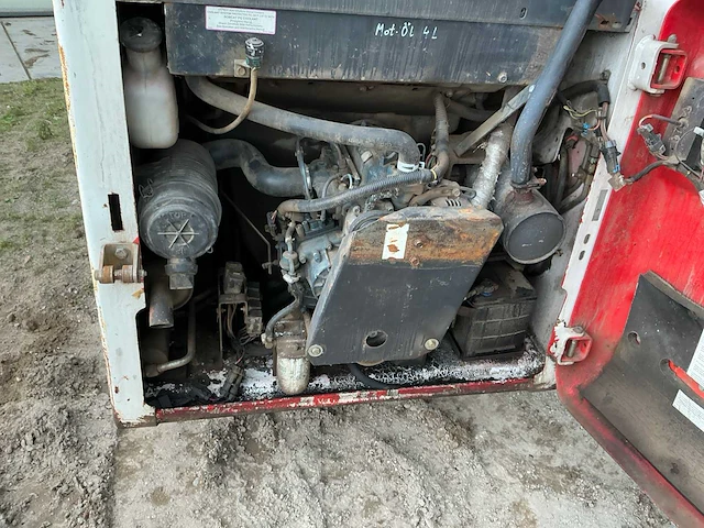 2002 bobcat 553 skid steer loader - afbeelding 24 van  33