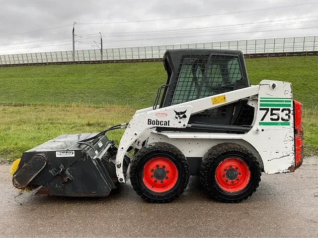 2002 bobcat 753 schranklader - afbeelding 6 van  13