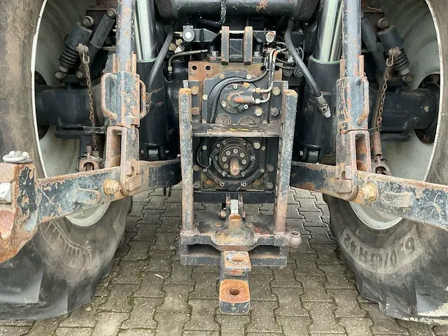 2002 case cvx 170 vierwielaangedreven landbouwtractor - afbeelding 13 van  30