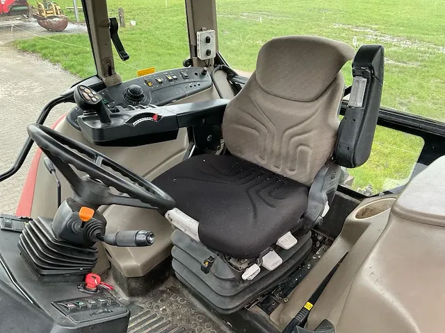 2002 case cvx 170 vierwielaangedreven landbouwtractor - afbeelding 16 van  30
