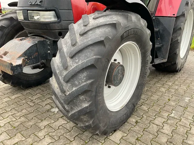 2002 case cvx 170 vierwielaangedreven landbouwtractor - afbeelding 28 van  30