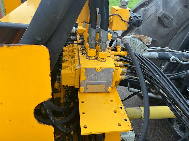 2002 case ih cs110 vierwielaangedreven landbouwtractor met herder mbk503ls maaiarm - afbeelding 19 van  68