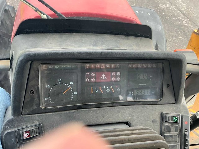 2002 case ih cs110 vierwielaangedreven landbouwtractor met herder mbk503ls maaiarm - afbeelding 53 van  68