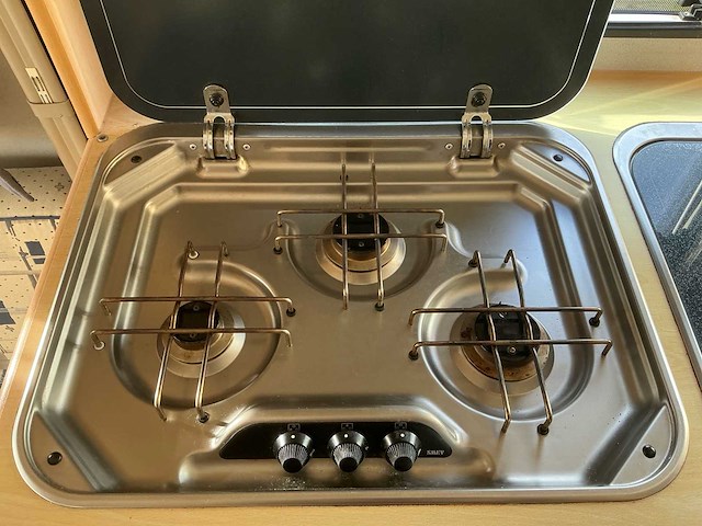 2002 chateau calista ct caravan - afbeelding 14 van  30