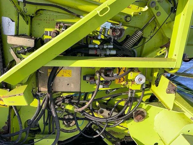 2002 claas rolland 255 roto cut balenpers - afbeelding 31 van  32