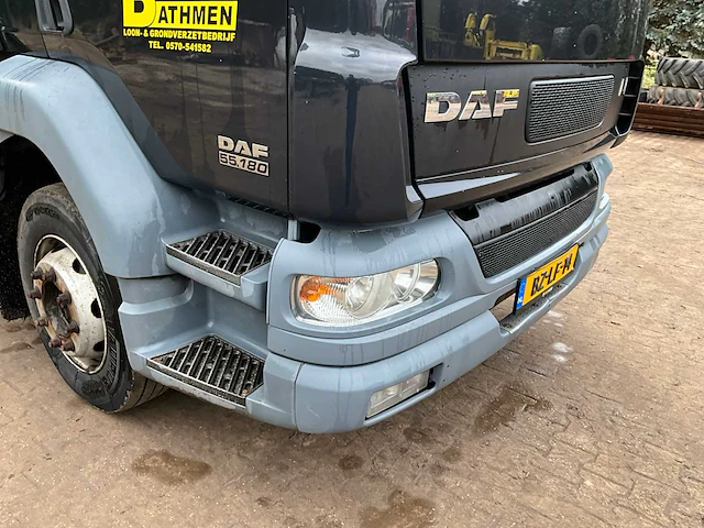 2002 daf lf 55.180. oprij vrachtwagen - afbeelding 18 van  40