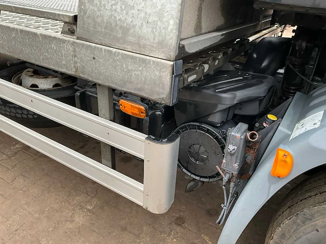 2002 daf lf 55.180. oprij vrachtwagen - afbeelding 24 van  40
