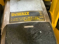 2002 de walt dw 720 radiaalafkortzaagmachine - afbeelding 6 van  7