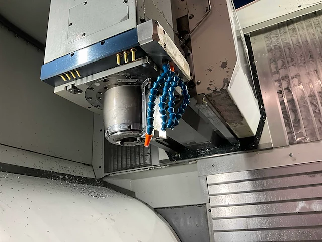 2002 deckel maho dmg dmu 60t 5-assige cnc freesmachine - afbeelding 35 van  38