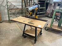 2002 dewalt dw720 radiaalafkortzaagmachine - afbeelding 1 van  6