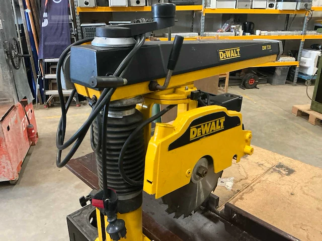 2002 dewalt dw720 radiaalafkortzaagmachine - afbeelding 5 van  6