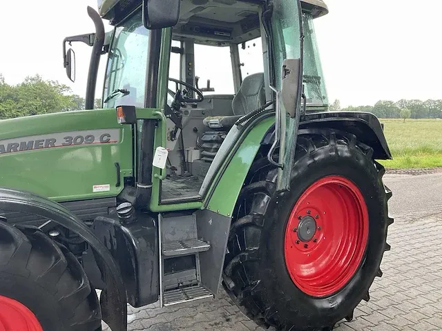 2002 fendt 309 c vierwielaangedreven landbouwtractor - afbeelding 9 van  16