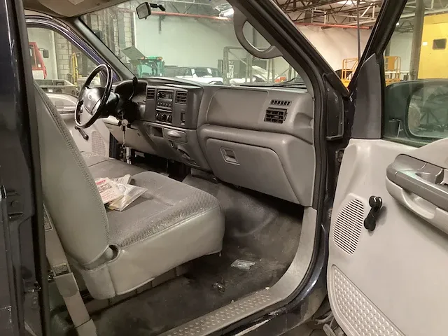 2002 ford f350 bedrijfswagen - afbeelding 6 van  17