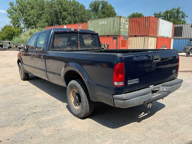 2002 ford pick-up f350 personenauto - afbeelding 11 van  16