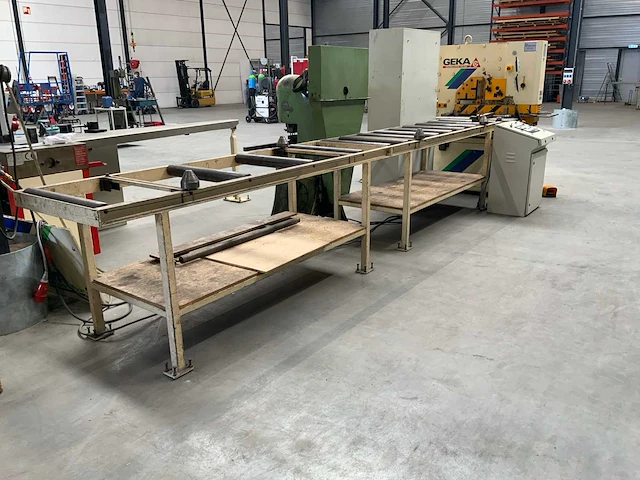 2002 geka hydracrop 80/sd gecombineerde pons / knipmachine - afbeelding 2 van  16