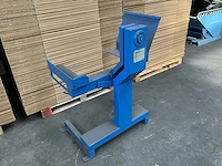 2002 gemert 1704-02 kantelbank - afbeelding 1 van  7