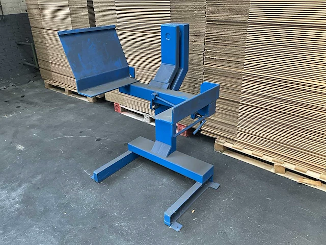 2002 gemert 1704-02 kantelbank - afbeelding 4 van  7