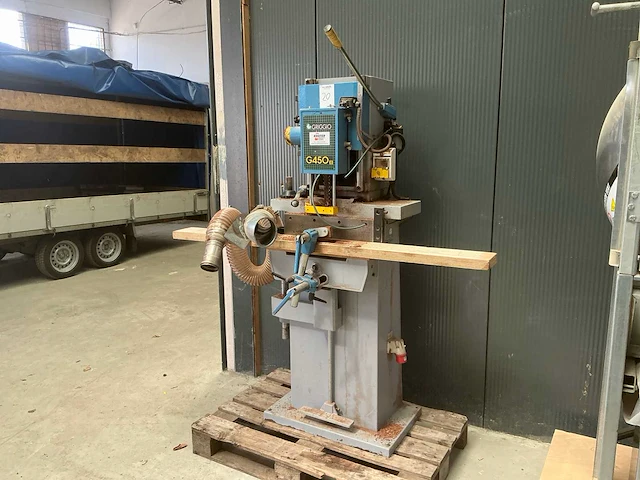 2002 griggio g450 kettingfreesmachine - afbeelding 1 van  10