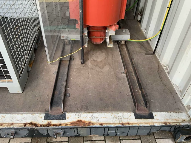 2002 hacon tyc-317 container met transformator / omvormer - afbeelding 19 van  21