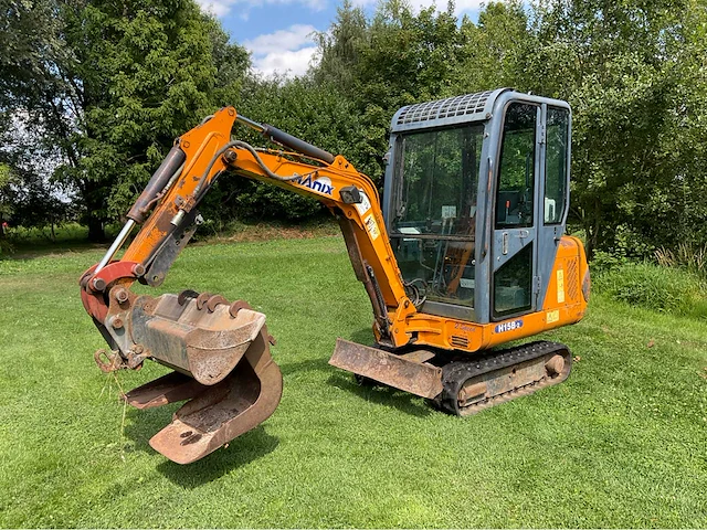 2002 hanix h15b-2 minigraafmachine - afbeelding 1 van  25
