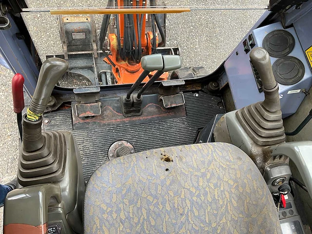 2002 hitachi ex17-2 minigraafmachine - afbeelding 16 van  29
