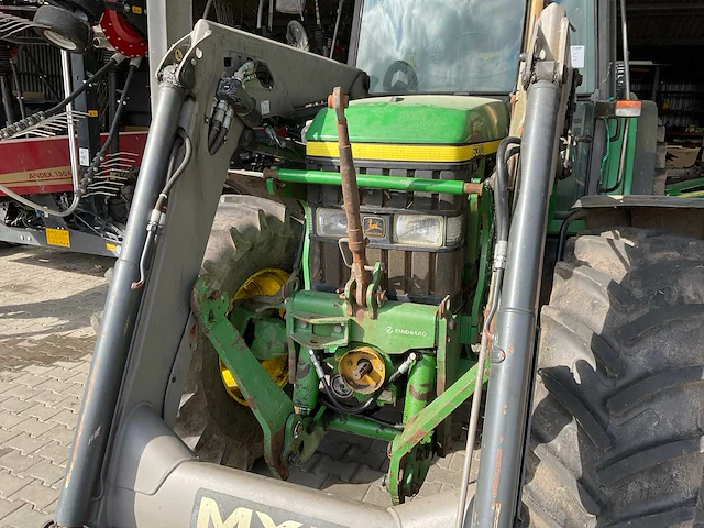 2002 john deere 6310 vierwielaangedreven landbouwtractor - afbeelding 17 van  19