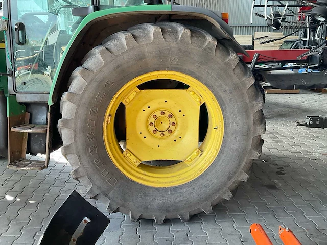 2002 john deere 6310 vierwielaangedreven landbouwtractor - afbeelding 19 van  19