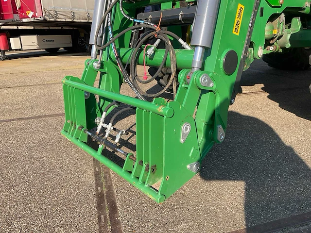 2002 john deere 6820 vierwielaangedreven landbouwtractor met voorlader - afbeelding 27 van  51