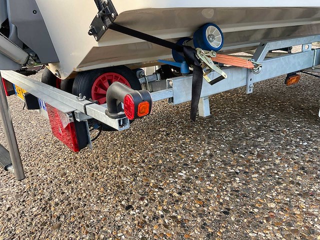 2002 larson lx1210 speedboot - afbeelding 38 van  47