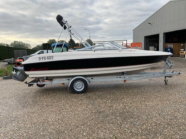 2002 larson lx1210 speedboot - afbeelding 4 van  47