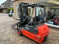 2002 linde e18 vorkheftruck met cascade balenklem - afbeelding 9 van  15