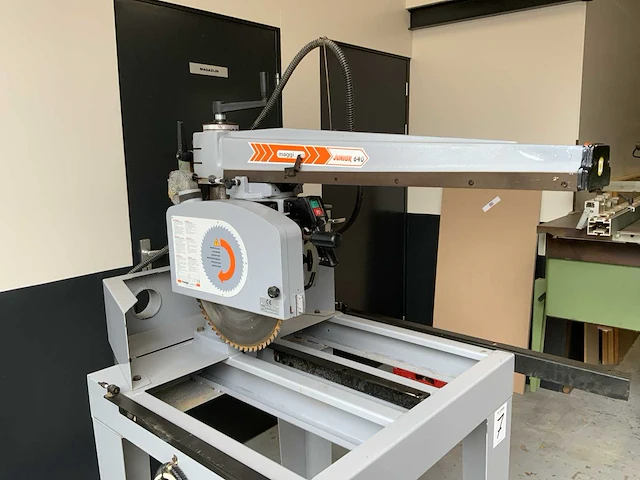 2002 maggi junior 640 radiaal afkortcirkelzaagmachine - afbeelding 3 van  9
