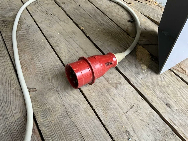 2002 maggi junior 640 radiaal afkortcirkelzaagmachine - afbeelding 8 van  9