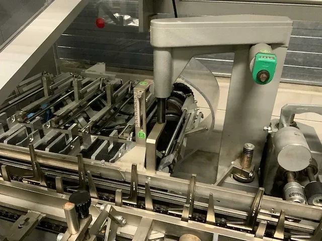 2002 marchesini ma 357 cosmetica verpakkingslijn - afbeelding 2 van  29