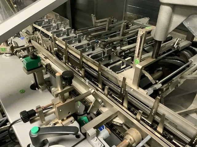 2002 marchesini ma 357 cosmetica verpakkingslijn - afbeelding 4 van  29