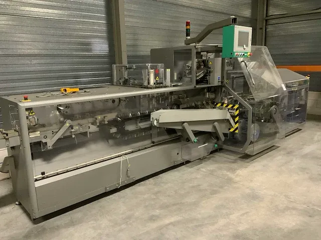 2002 marchesini ma 357 cosmetica verpakkingslijn - afbeelding 9 van  29