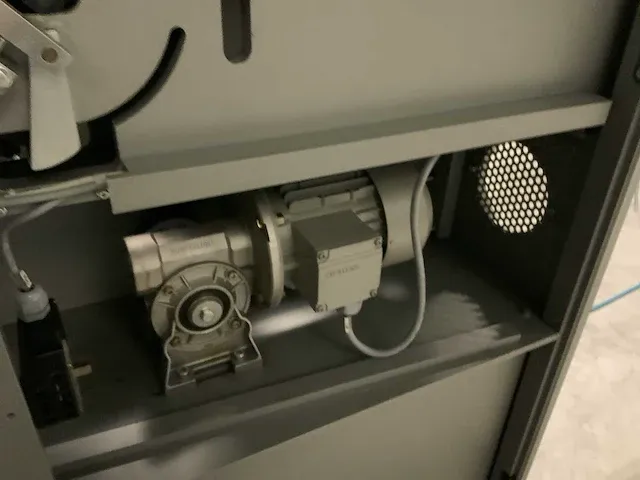 2002 marchesini ma 357 cosmetica verpakkingslijn - afbeelding 23 van  29