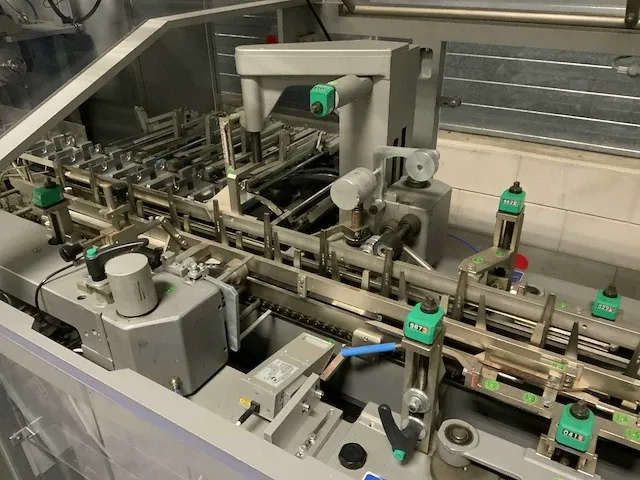 2002 marchesini ma 357 cosmetica verpakkingslijn - afbeelding 29 van  29