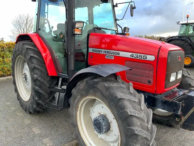 2002 massey ferguson 4355 powershuttle 24/24 vierwielaangedreven landbouwtractor - afbeelding 5 van  31